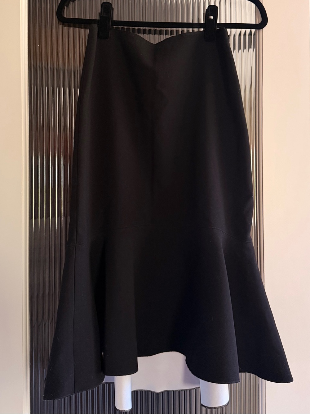 Elizabeth and James Black Midi Ruffle Skirt, Size 2